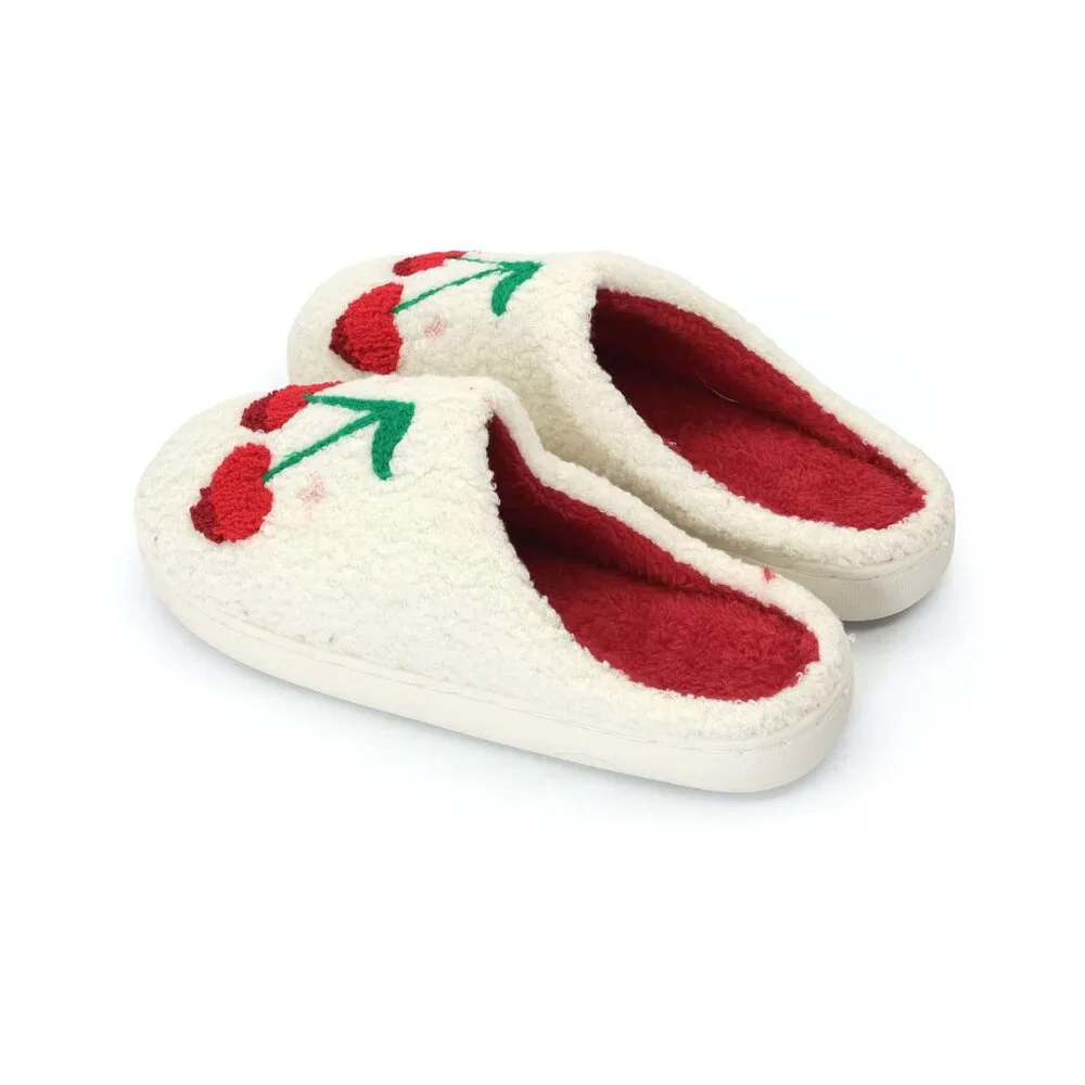 Ashland White Cherry Youth Slippers Cozy Fleece Slip On House Shoes Size: 3 NEW